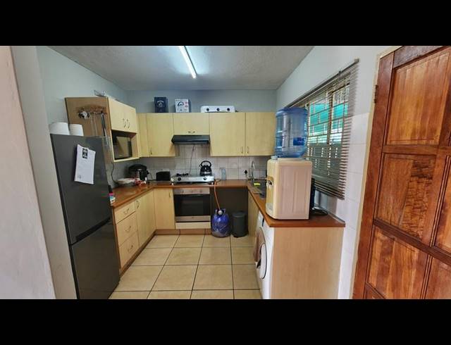 2 BEDROOM TOWNHOUSE FOR SALE IN ANNLIN